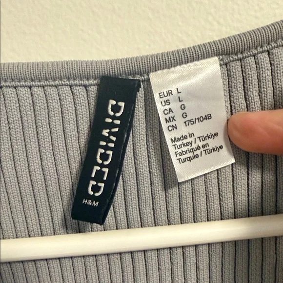 Light Gray Ribbed Sweater Top - Picture 2 of 7